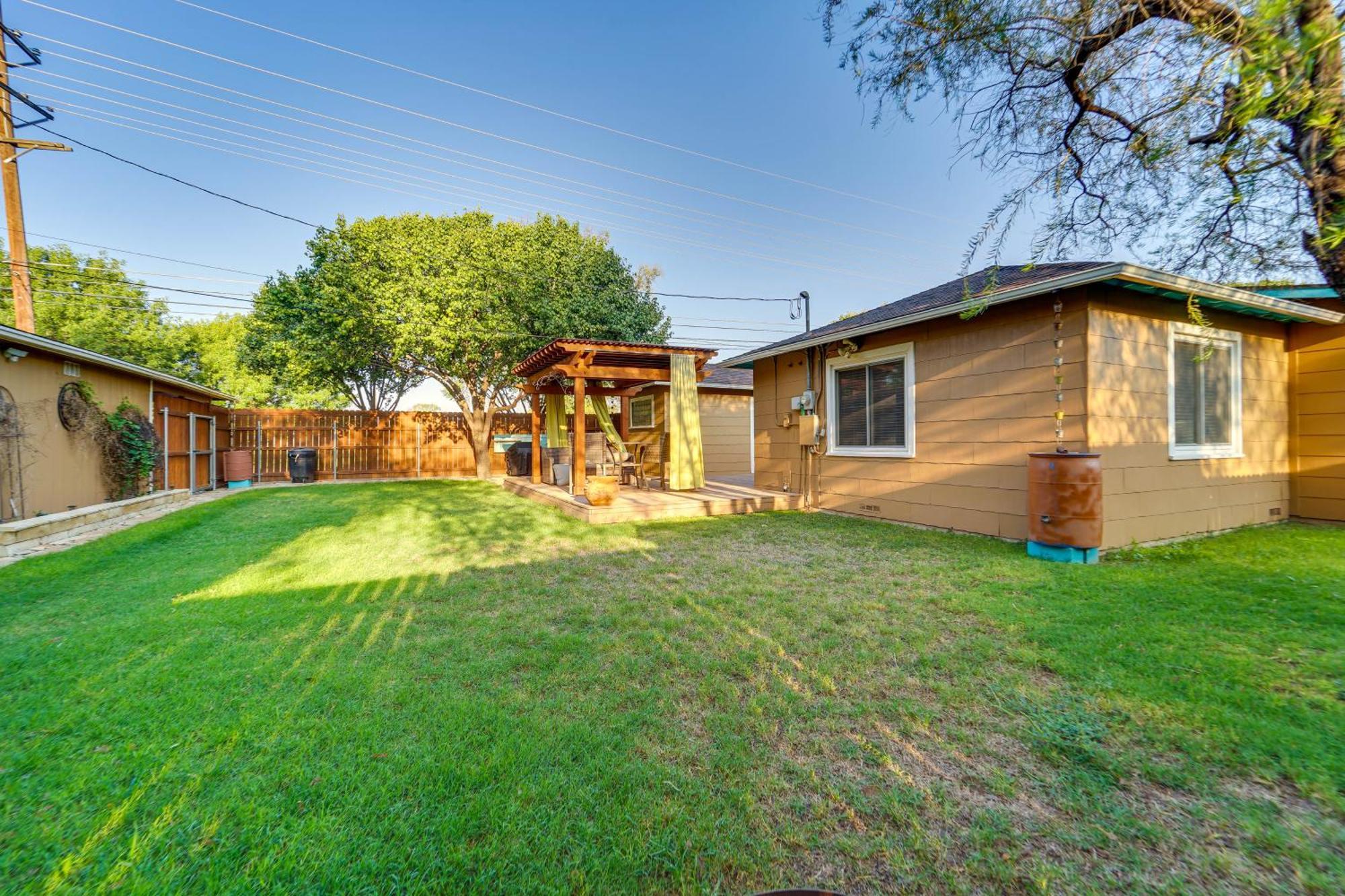 Lovely Lubbock Home With Furnished Deck And Grill Exterior foto